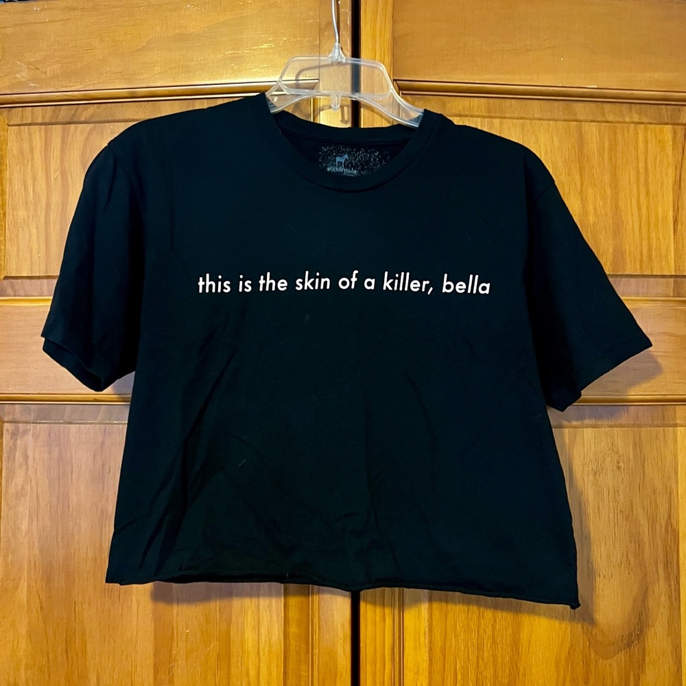 Twilight “Skin of a Killer” Cropped Graphic Tee, Size M